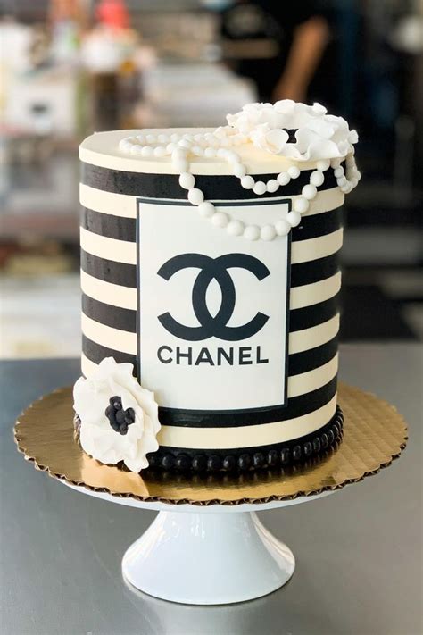 glamorous chanel birthday cake|elegant chanel cakes.